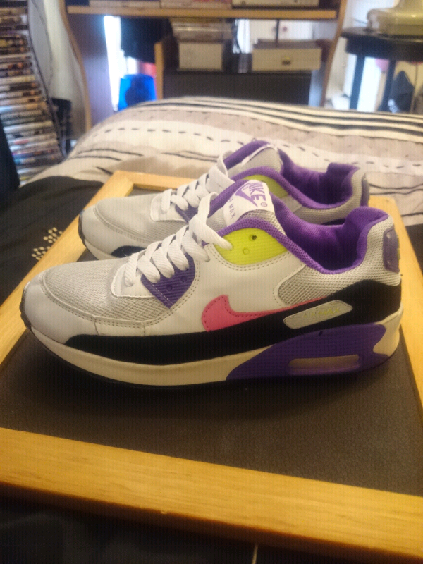 ladies air max trainers